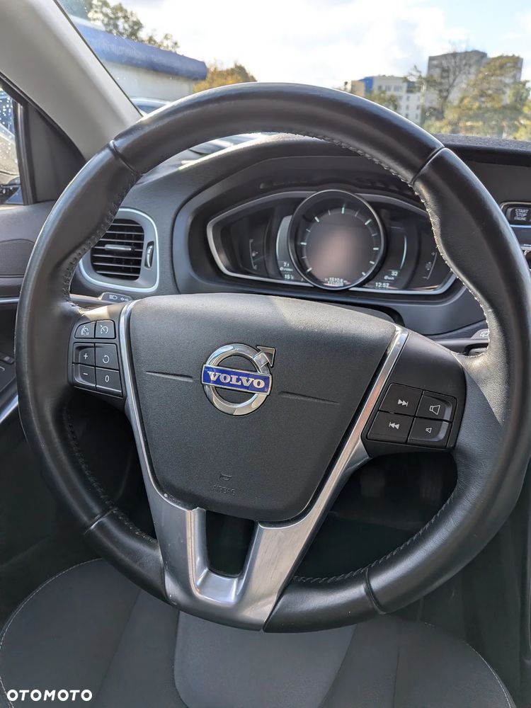 Volvo V40 - 16