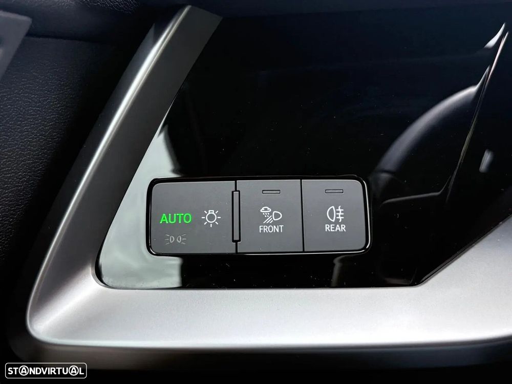 Audi A3 Sportback 40 TFSIe S tronic S line - 35