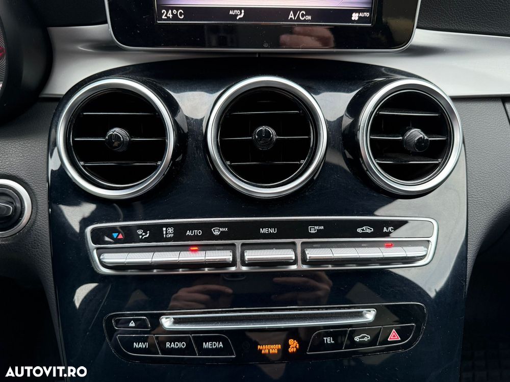 Mercedes-Benz C - 22