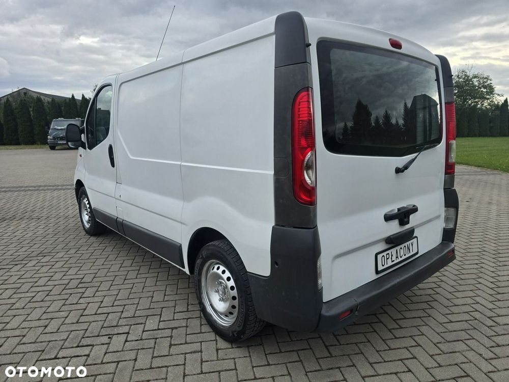 Renault Trafic - 12
