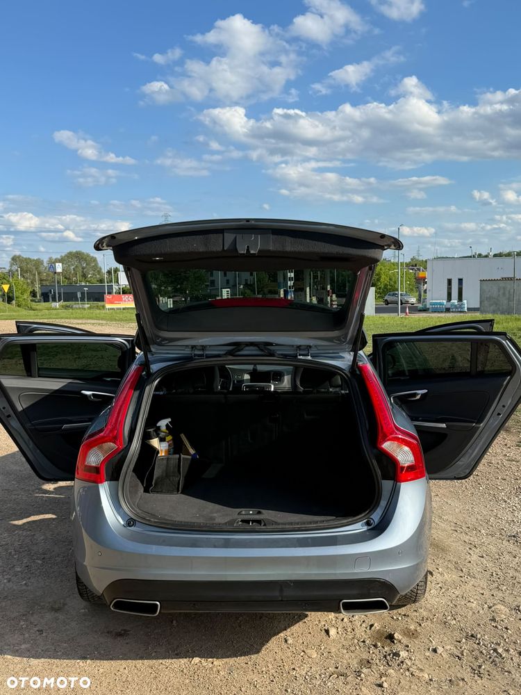 Volvo V60 D2 Drive-E Momentum - 12