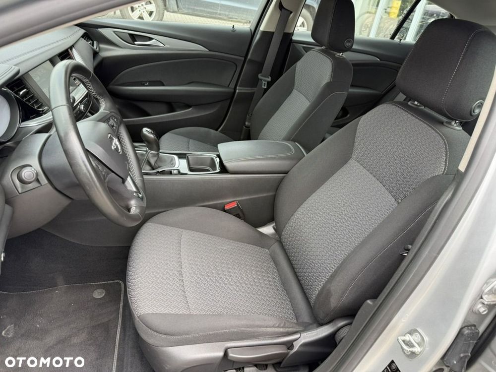Opel Insignia - 20
