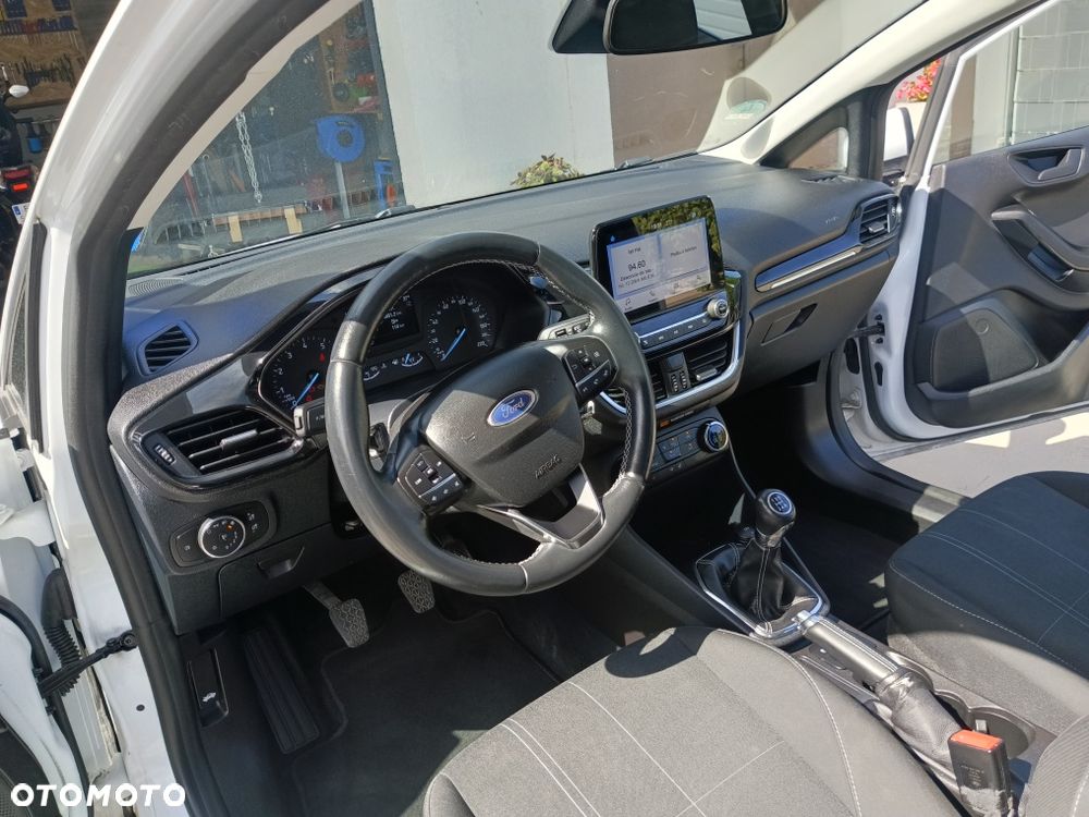 Ford Fiesta - 7
