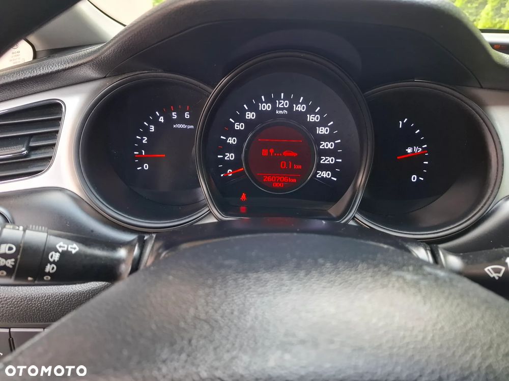 Kia Ceed 1.6 CRDi 128 Vision - 14