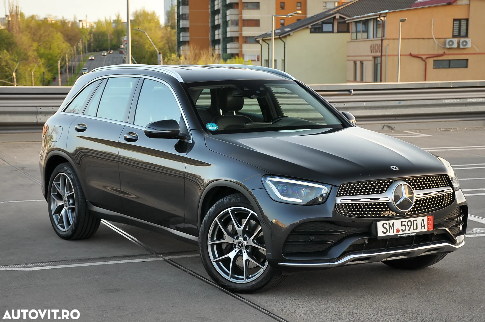 Mercedes-Benz GLC 300 d 4Matic 9G-TRONIC AMG Line Plus - 10