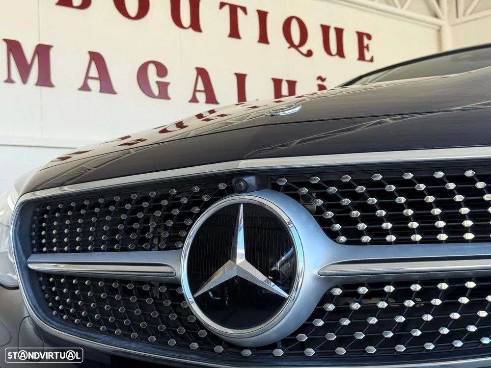 Mercedes-Benz E 220 d AMG Line - 11