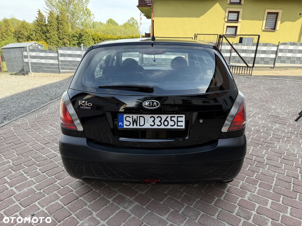 Kia Rio 1.4 Vision - 39