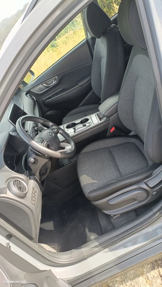 Hyundai Kauai 39 kWh Premium - 6