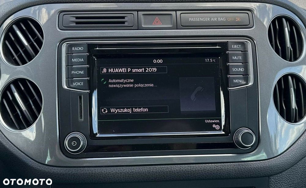 Volkswagen Tiguan - 16