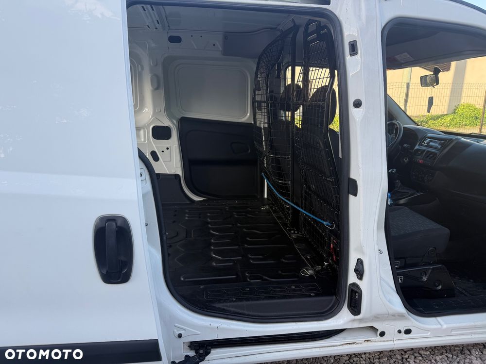 Opel Combo - 11