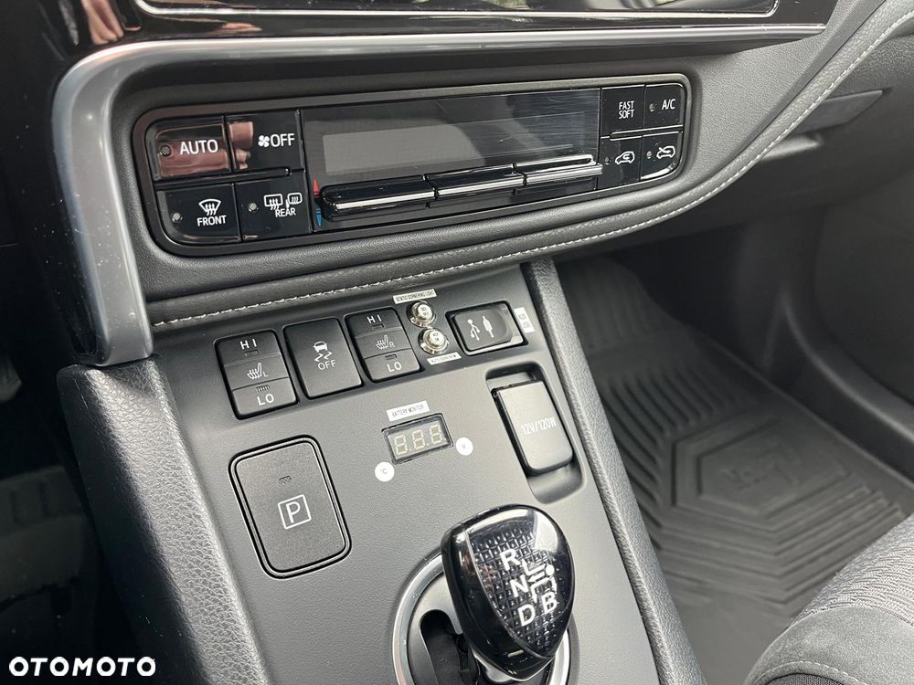 Toyota Auris 1.8 VVT-i Automatik Team Deutschland - 23