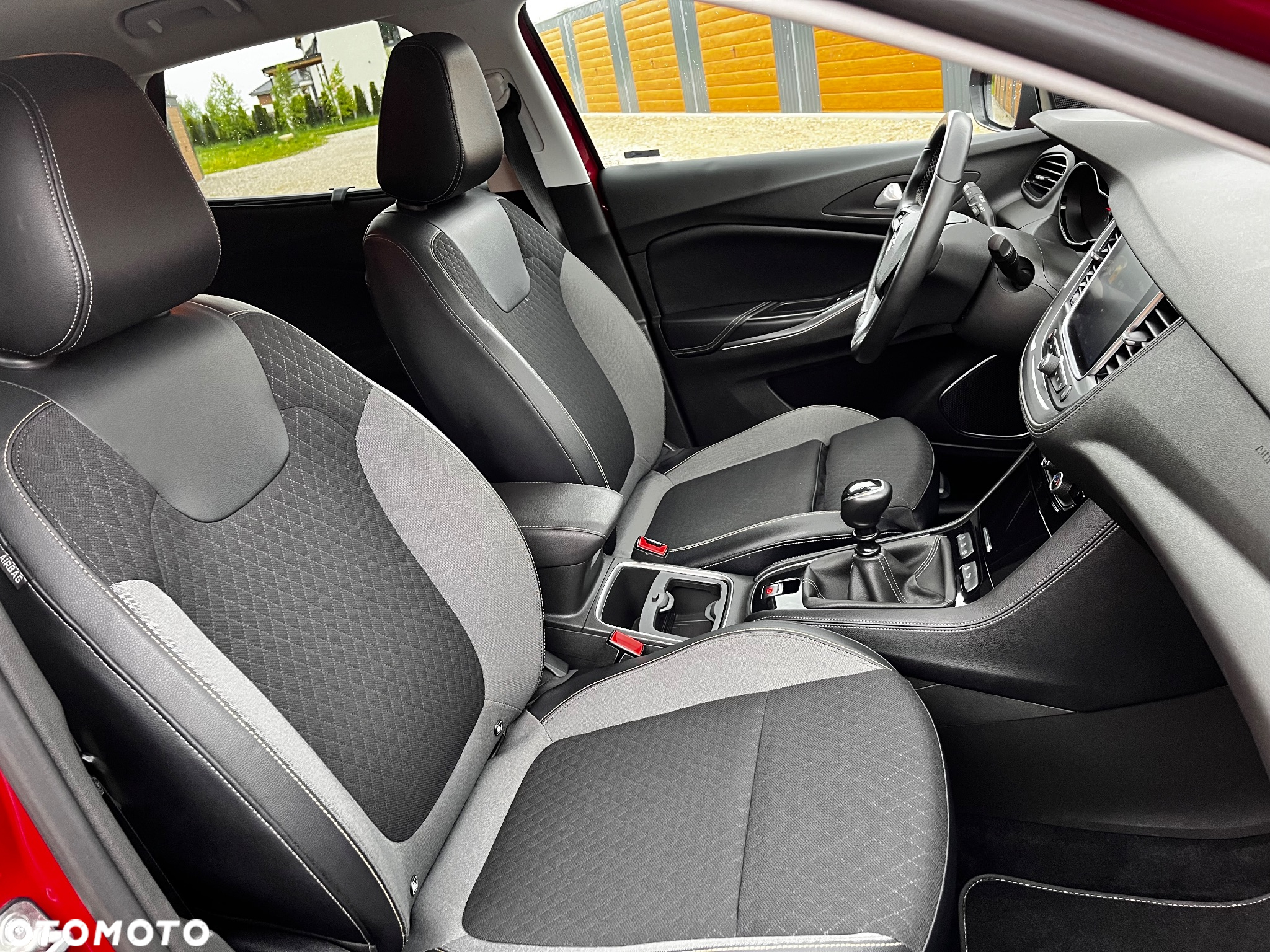 Opel Grandland X 1.2 T Innovation S&S - 34