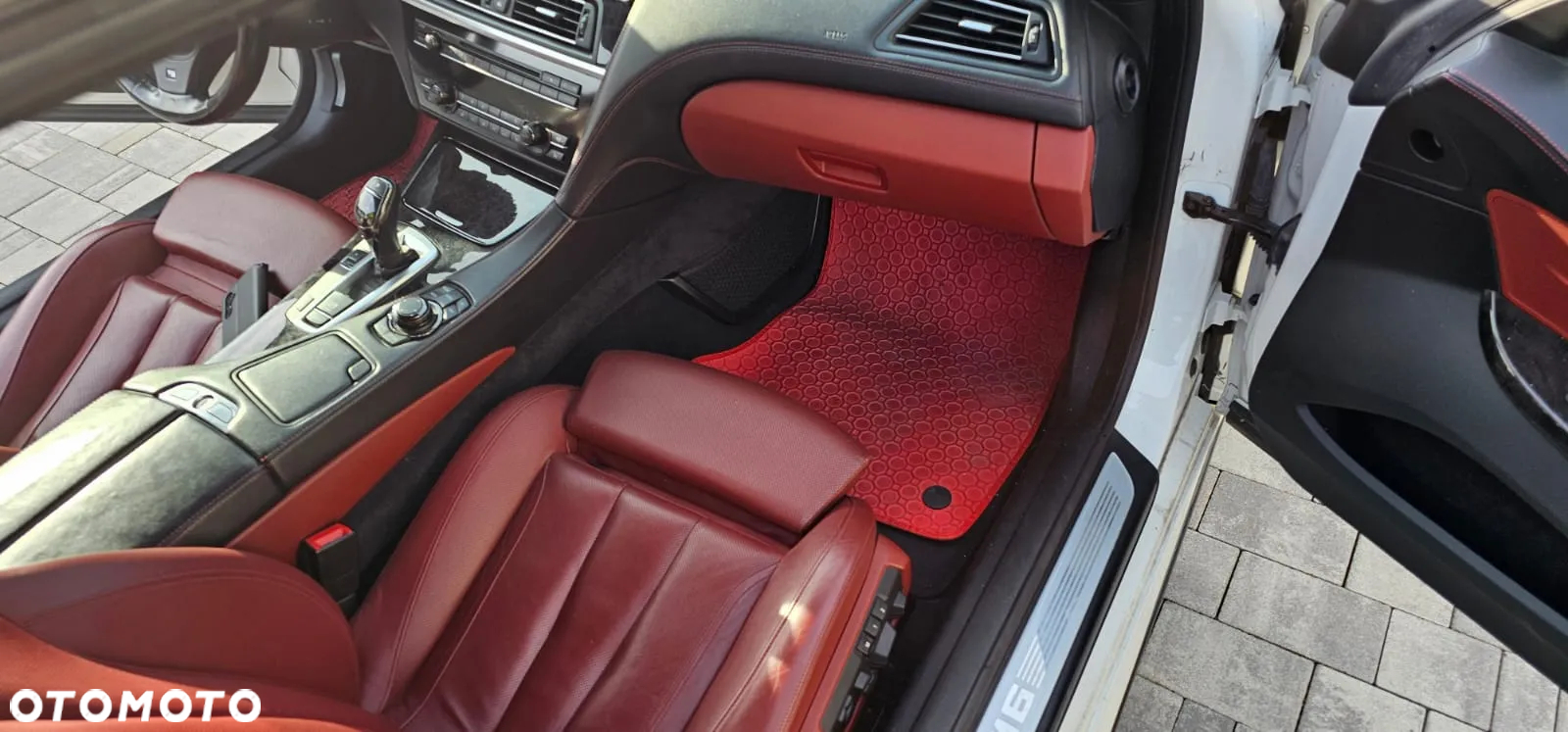 BMW Seria 6 650i - 25