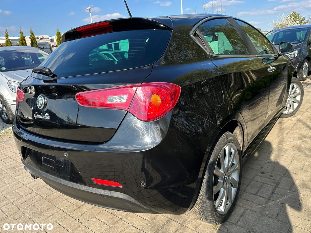 Alfa Romeo Giulietta - 13