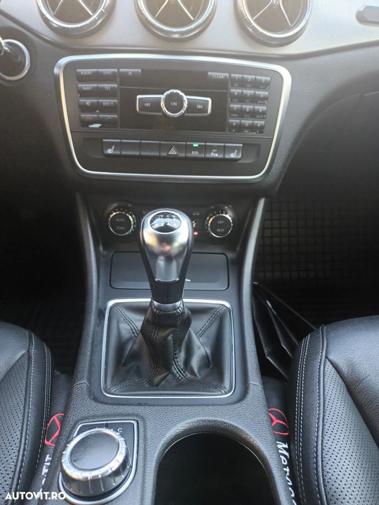 Mercedes-Benz CLA 180 - 10