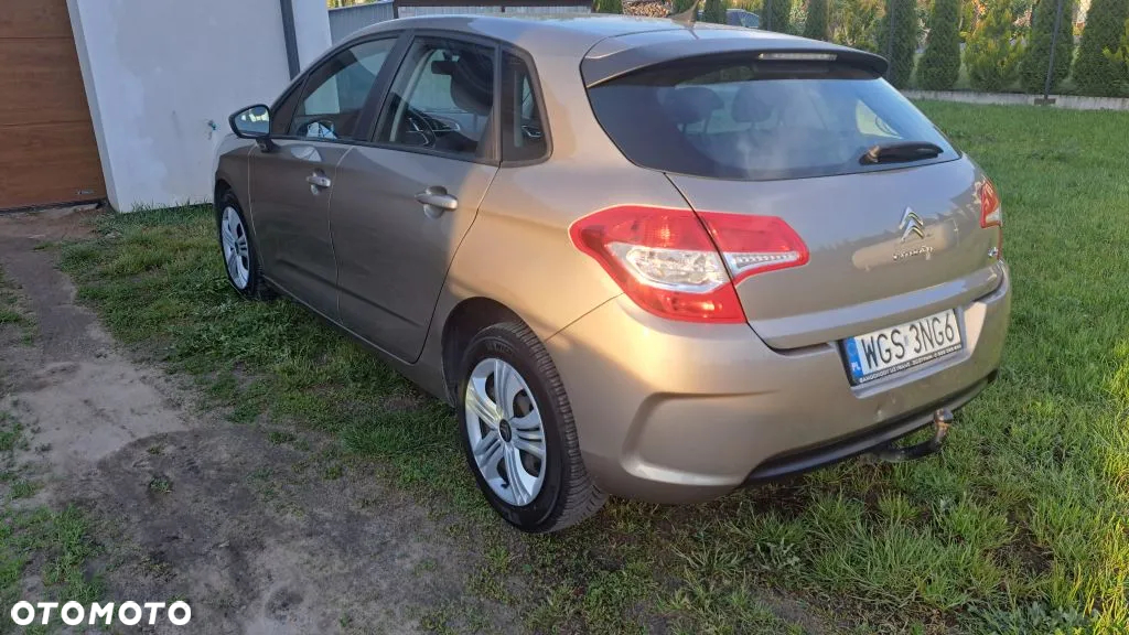 Citroën C4 HDi 90 Attraction - 4