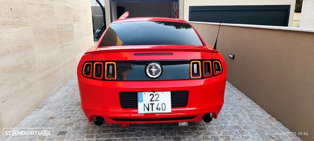 Ford Mustang - 5