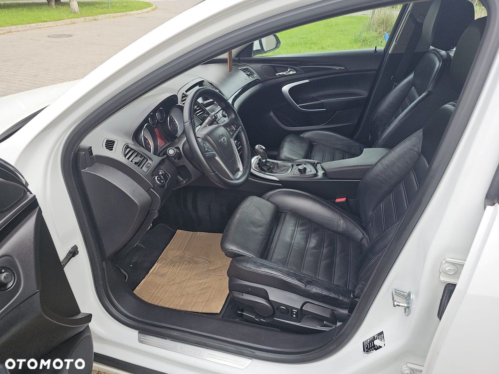 Opel Insignia 2010 photo 4