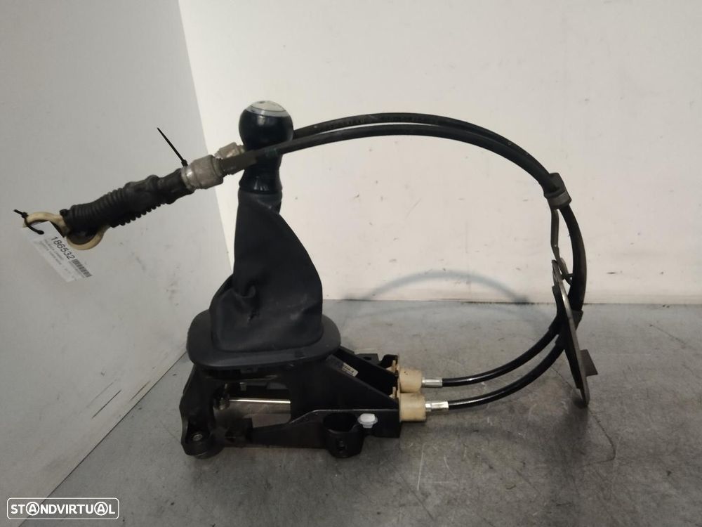 ALAVANCA DE VELOCIDADES TOYOTA YARIS - 1