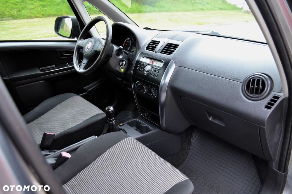 Fiat Sedici 1.6 16V 4x4 Dynamic - 10