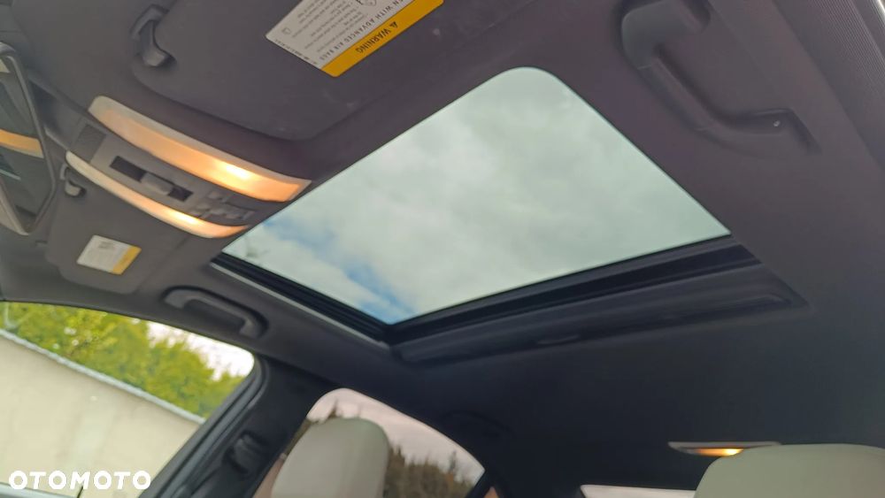 Mercedes-Benz Klasa C 250 CGI Automatik BlueEFFICIENCY - 15