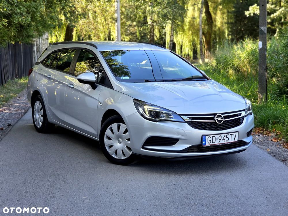 Opel Astra 1.6 CDTI Enjoy S&S - 2