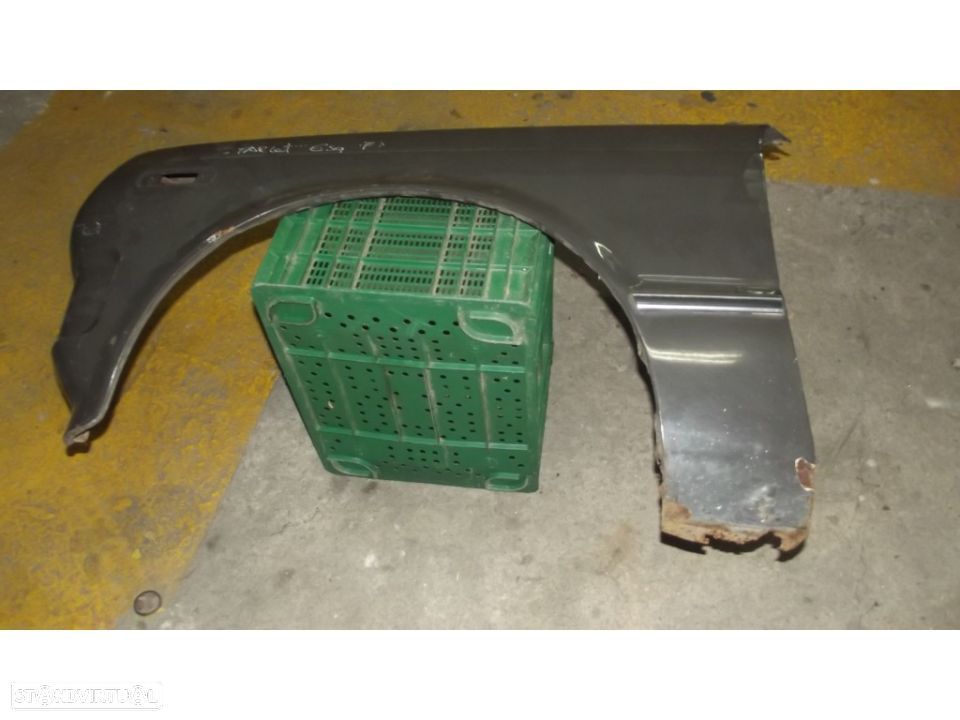 toyota starlet 1978 guarda lamas frente esquerdo - 1