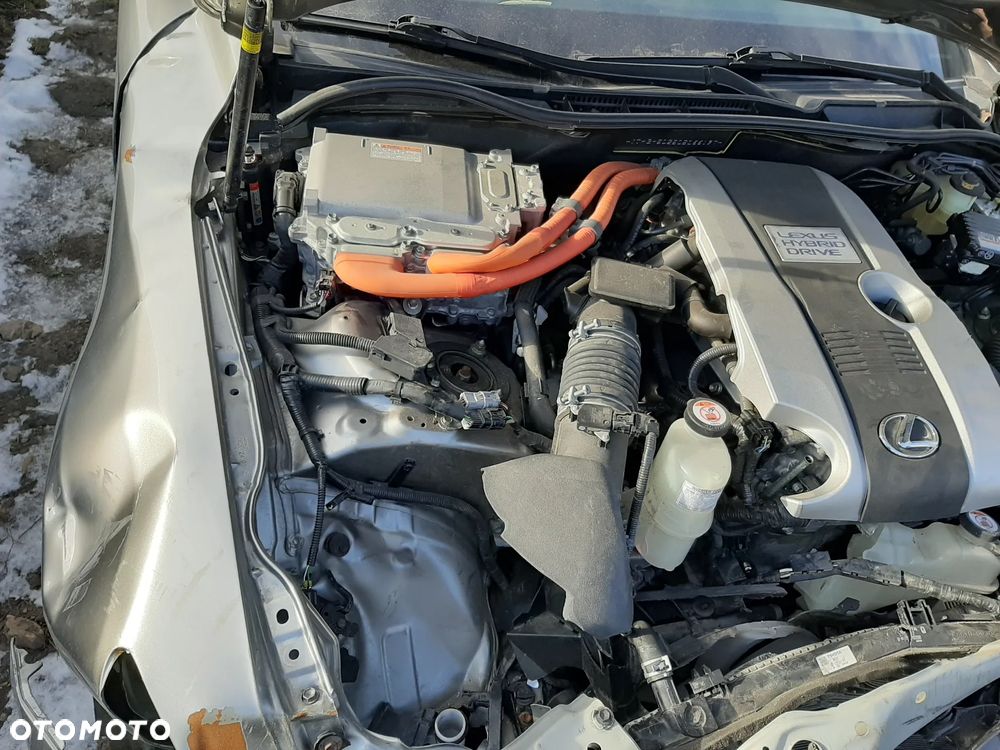 Lexus IS 300h Comfort - 14