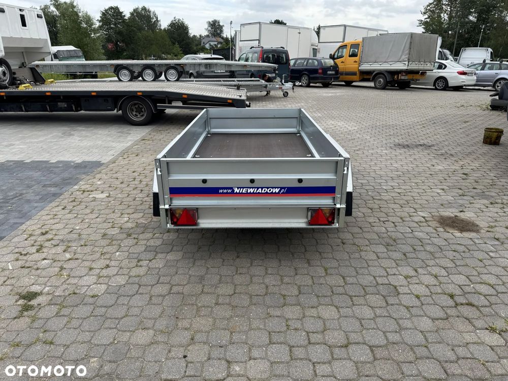 Niewiadów 263x132cm nowa przyczepka dwuosiowa 750kg BEG7527T FV 23% - 5