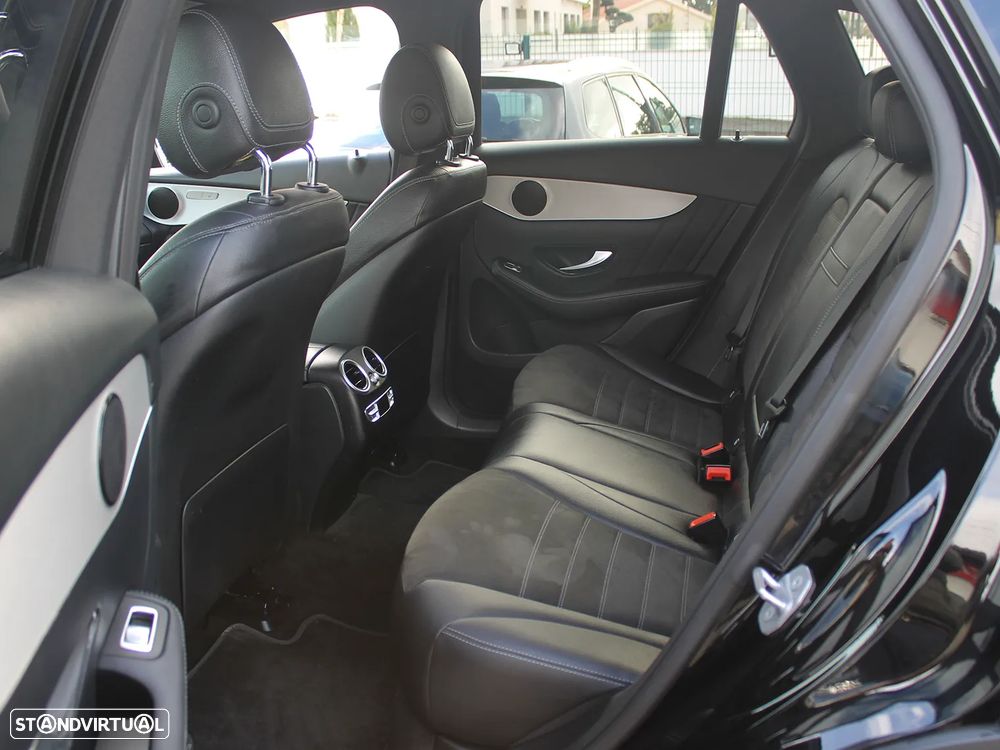 Mercedes-Benz GLC 300 - 15