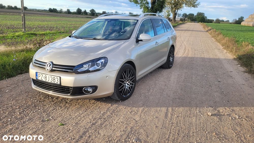 Volkswagen Golf 2.0 TDI DPF Highline - 17