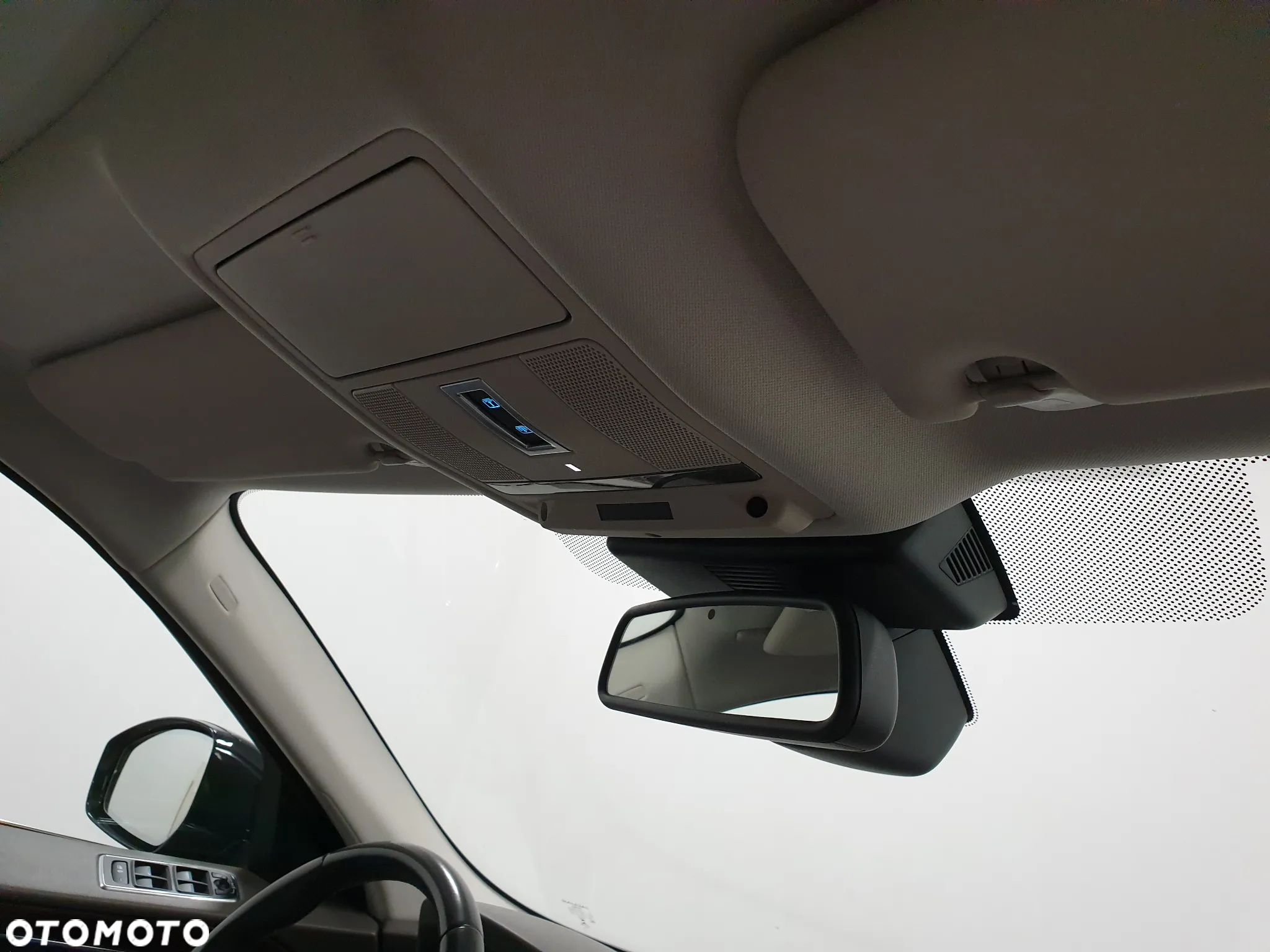 Jaguar F-Pace 2.0 i4D AWD R-Sport - 33