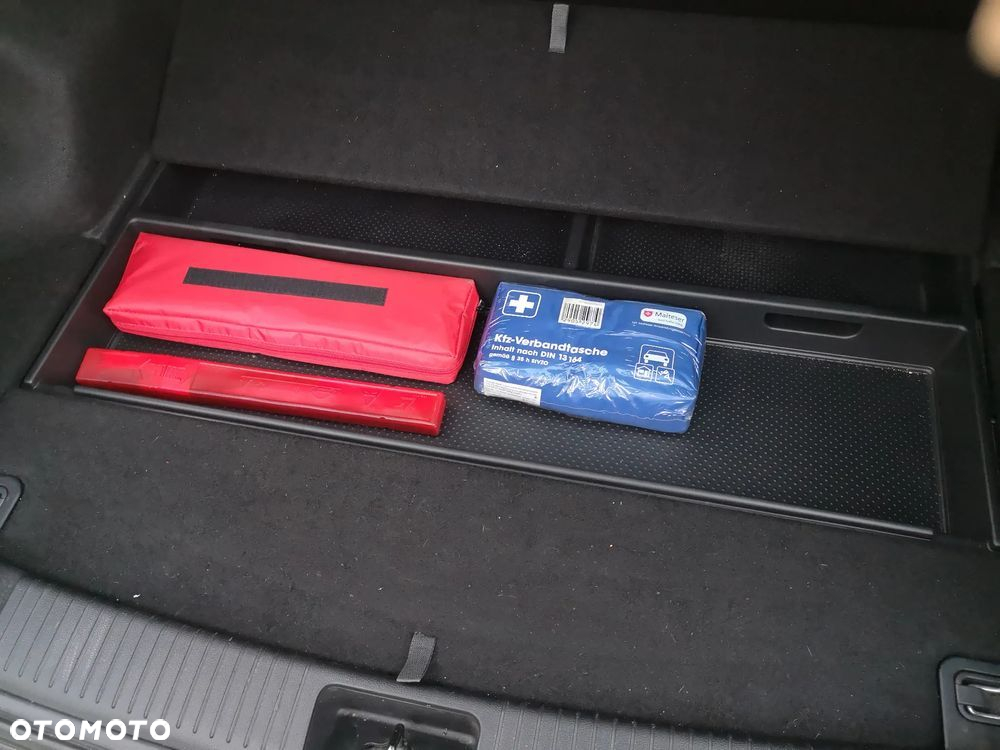 Kia Ceed 1.6 CRDi 128 Vision - 11