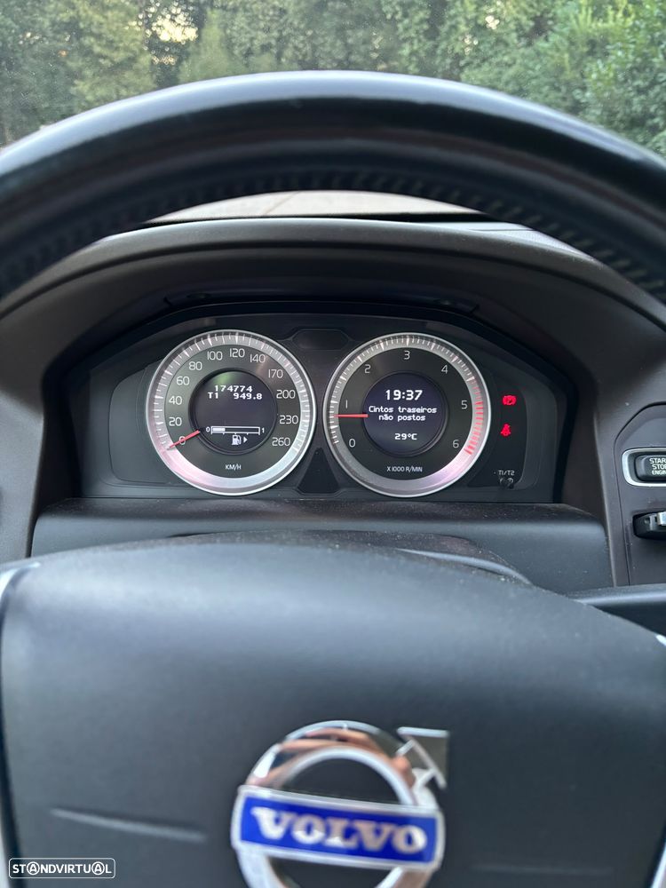 Volvo XC 60 2.0 D3 Drive - 26