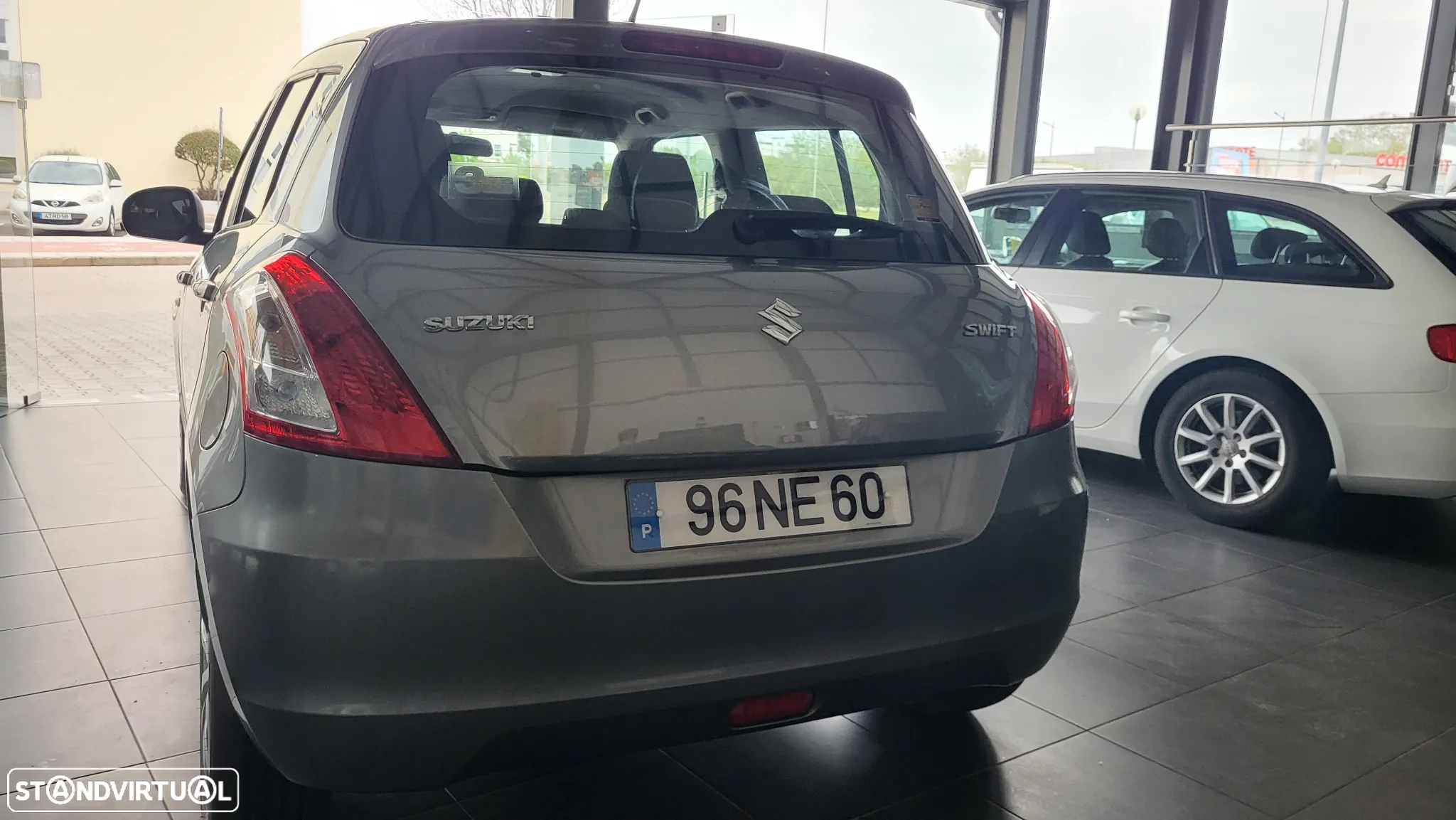 Suzuki Swift 1.2 VVT GLX - 8