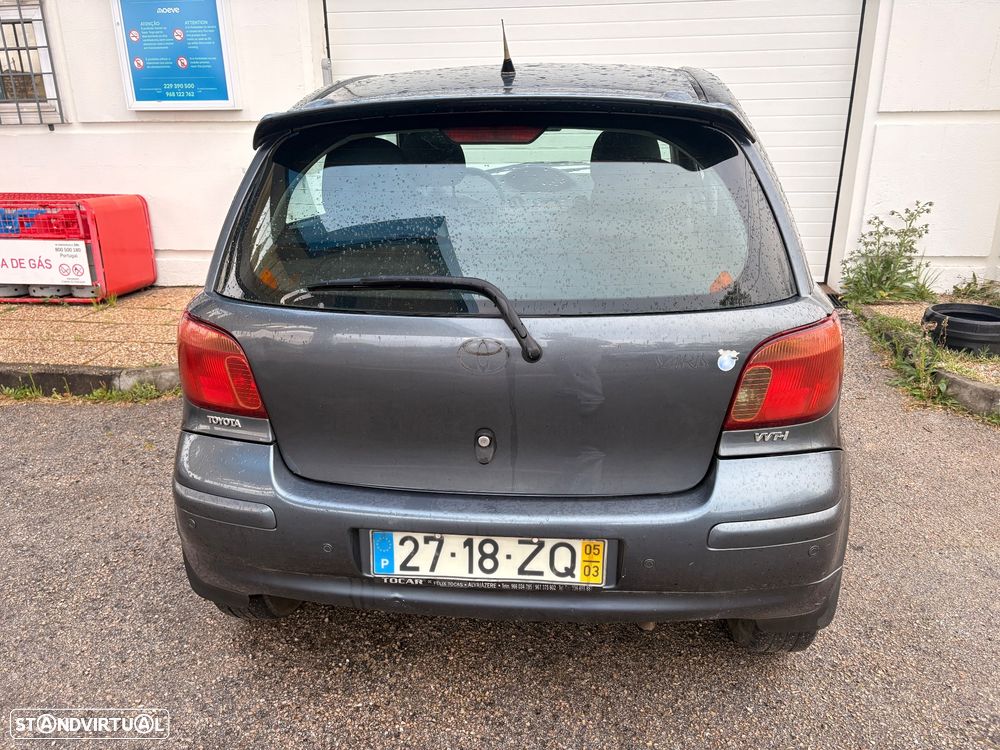 Toyota Yaris 1.0 Rock in Rio - 4