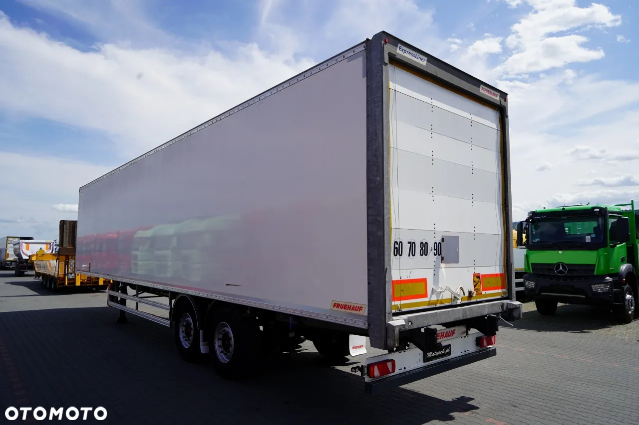 Fruehauf KONTENER / KOFFER / 2 OSIE / SAF / 2021 ROK / BARDZO MOCNA PODŁOGA: SZYNA-DESKA / ROLETA - 3