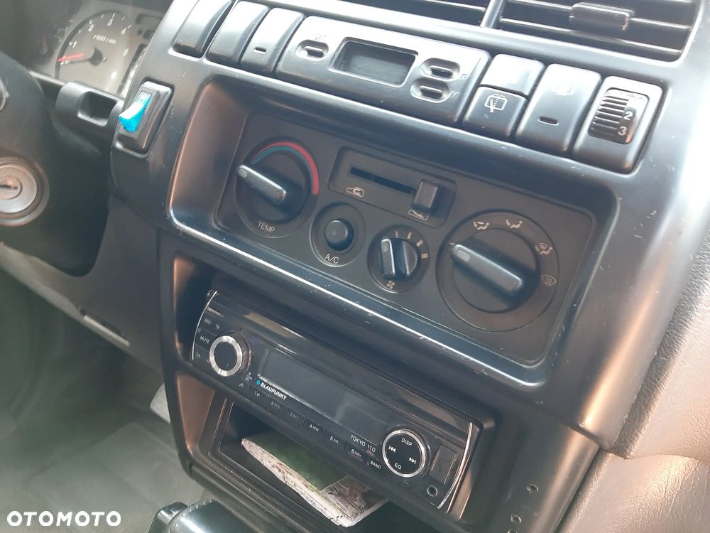 Isuzu Trooper - 12