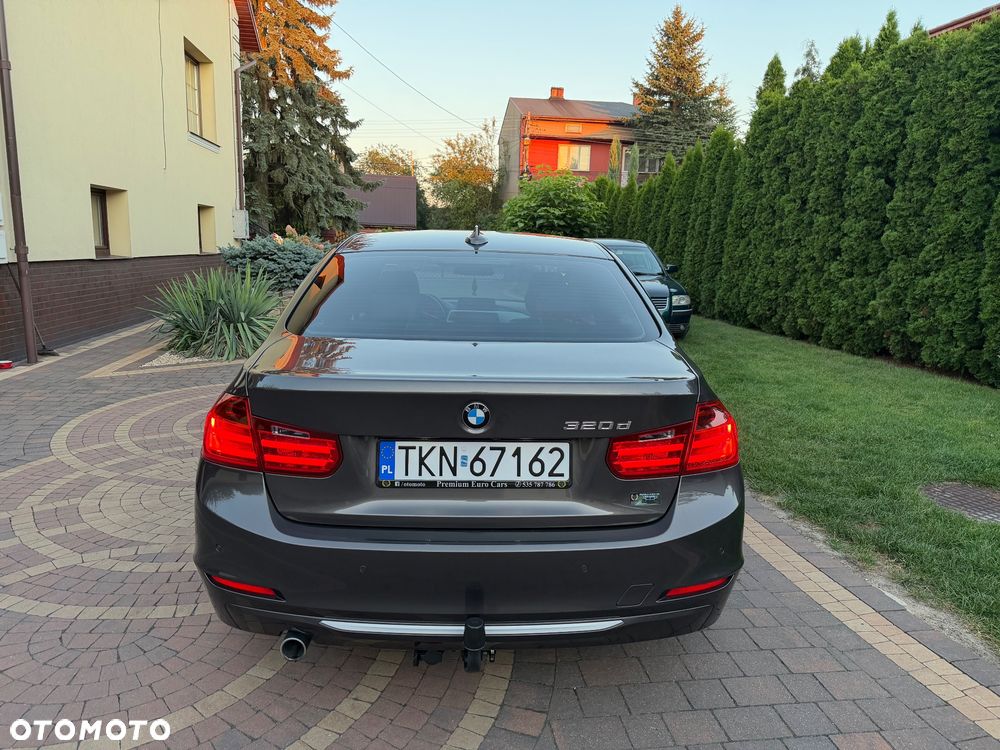 BMW Seria 3 320d Efficient Dynamic Edition Modern Line - 18