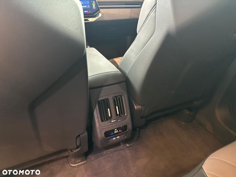 BMW iX3 - 27
