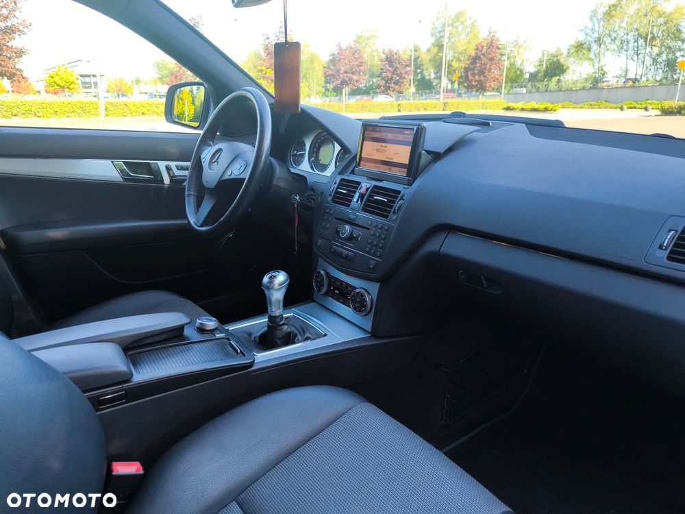 Mercedes-Benz Klasa C 200 Kompressor Avantgarde - 9
