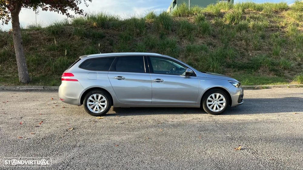 Peugeot 308 SW - 8