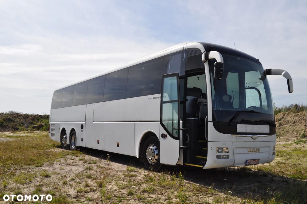 MAN R08 - 1