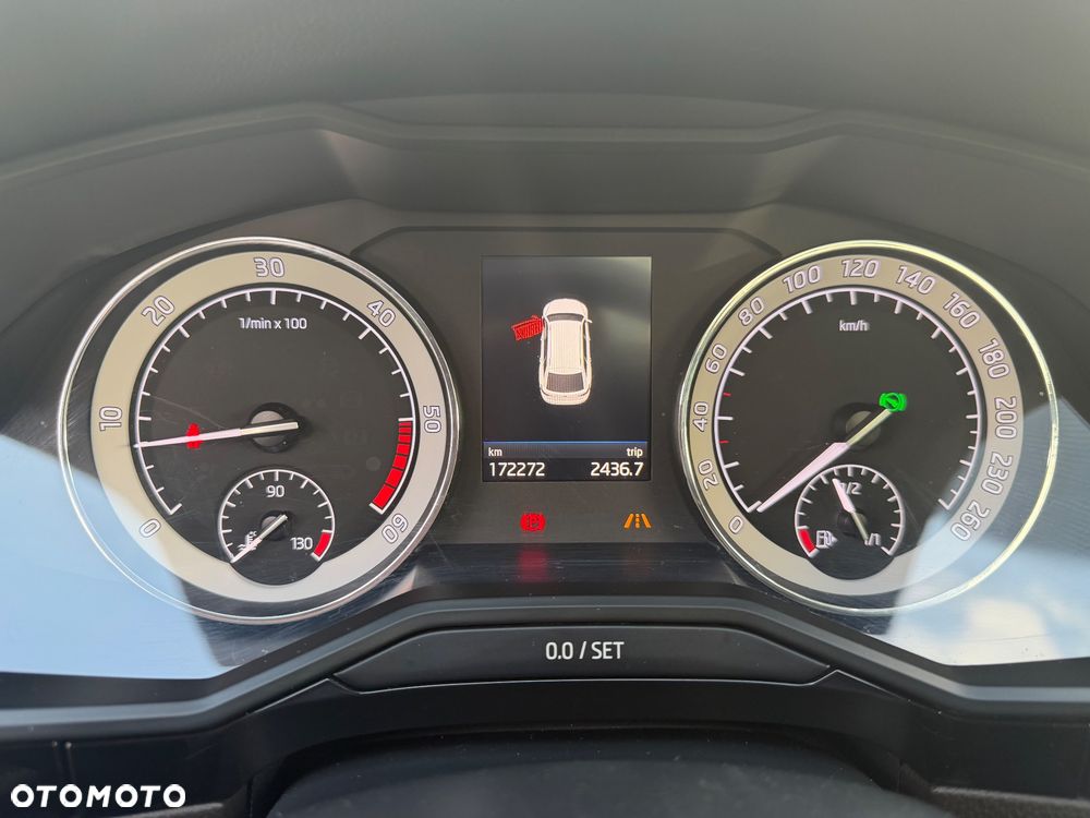 Skoda Superb 2.0 TDI 4x4 L&K DSG - 22