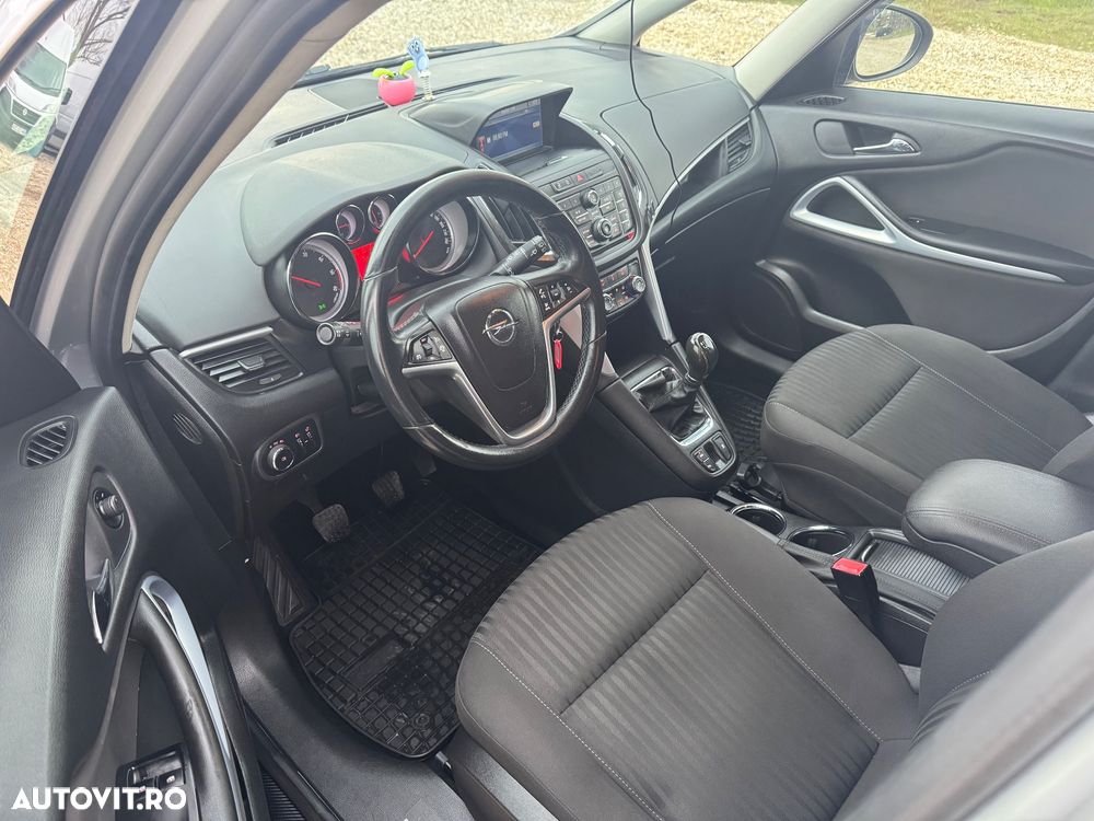 Opel Zafira - 5