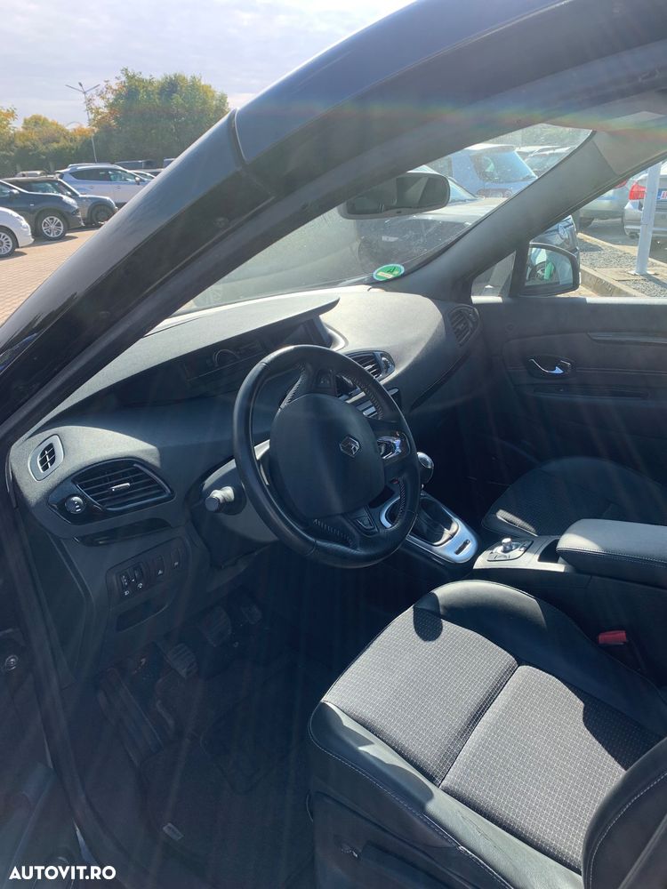 Renault Scenic ENERGY TCe 115 Bose Edition - 9