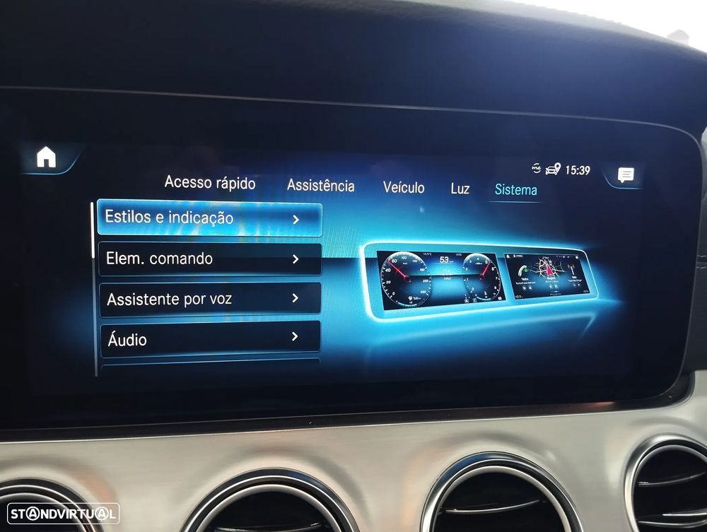 Mercedes-Benz E 300 de AMG Line - 38