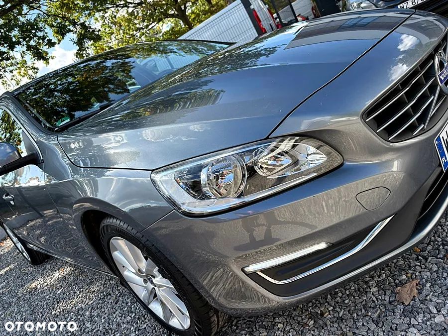 Volvo V60 D2 Drive-E Summum - 11
