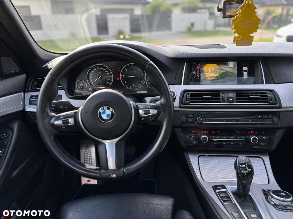 BMW Seria 5 520d M Sport - 25