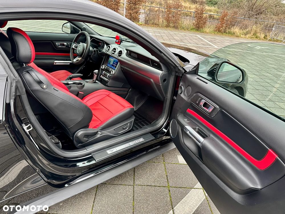 Ford Mustang 5.0 V8 GT - 14